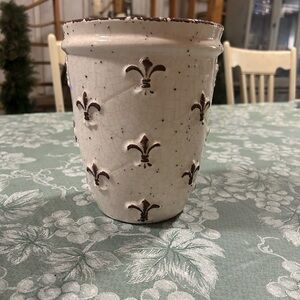 Elegant Cream Fleur-de-Lis Planter or Vase